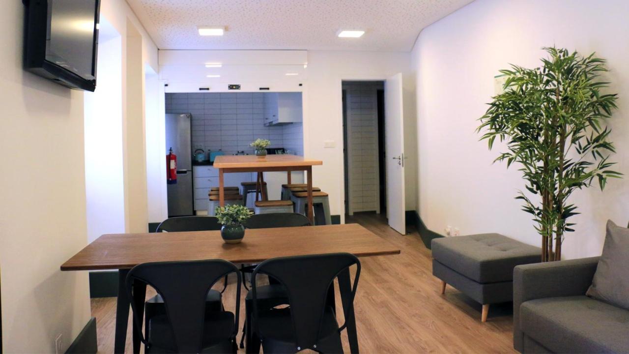 Alianca Cafe & Hostel アングラ・ド・エロイーズモ エクステリア 写真