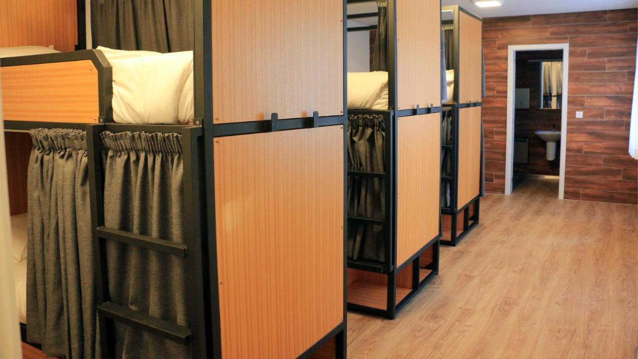 Alianca Cafe & Hostel アングラ・ド・エロイーズモ エクステリア 写真